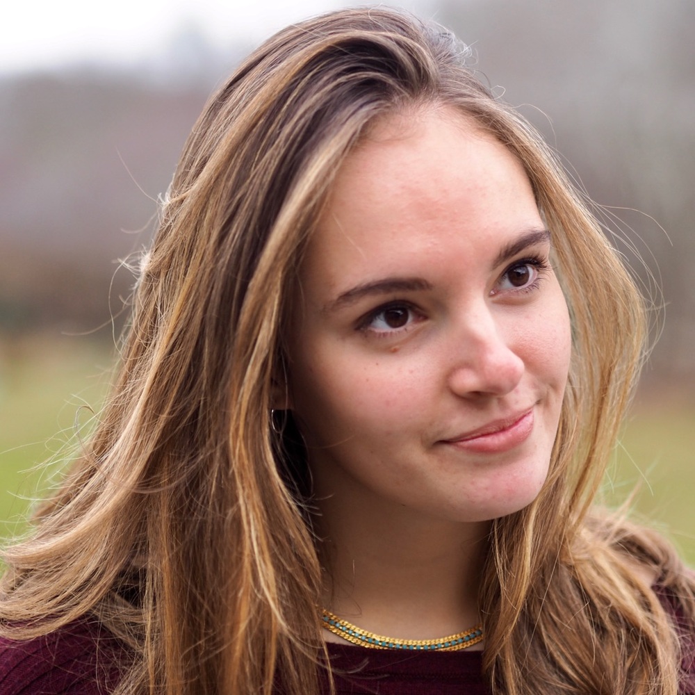 Meet your Posher, Elena